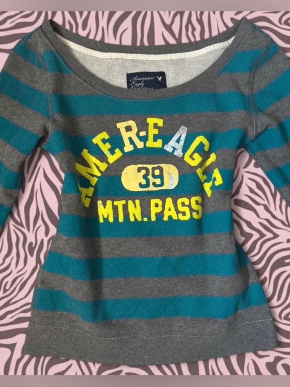 Y2K American Eagle Off the Shoulder Top